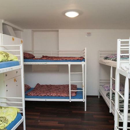 Backpacker Hostel プラハ エクステリア 写真