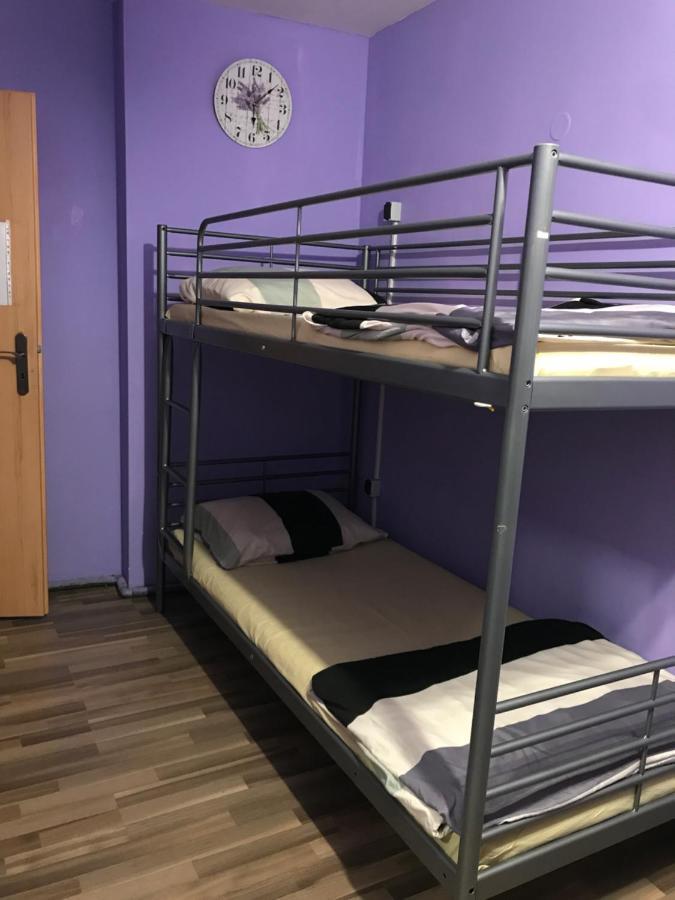Backpacker Hostel プラハ エクステリア 写真