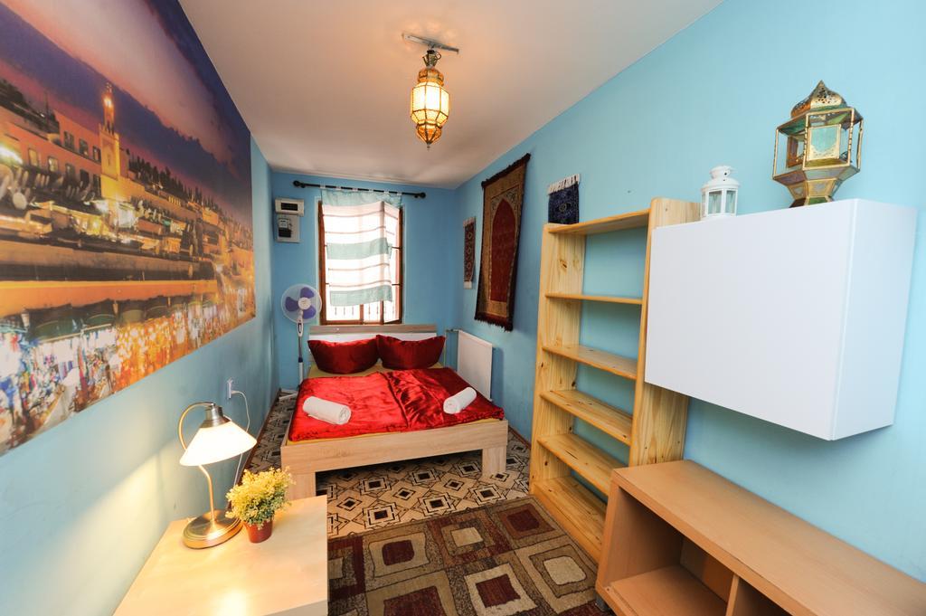 Backpacker Hostel プラハ エクステリア 写真